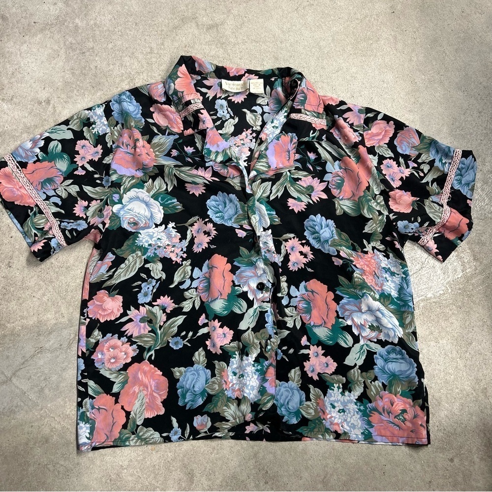 Vintage Gold Label Victoria’s Secret Satin Floral Button Down Blouse Size Small